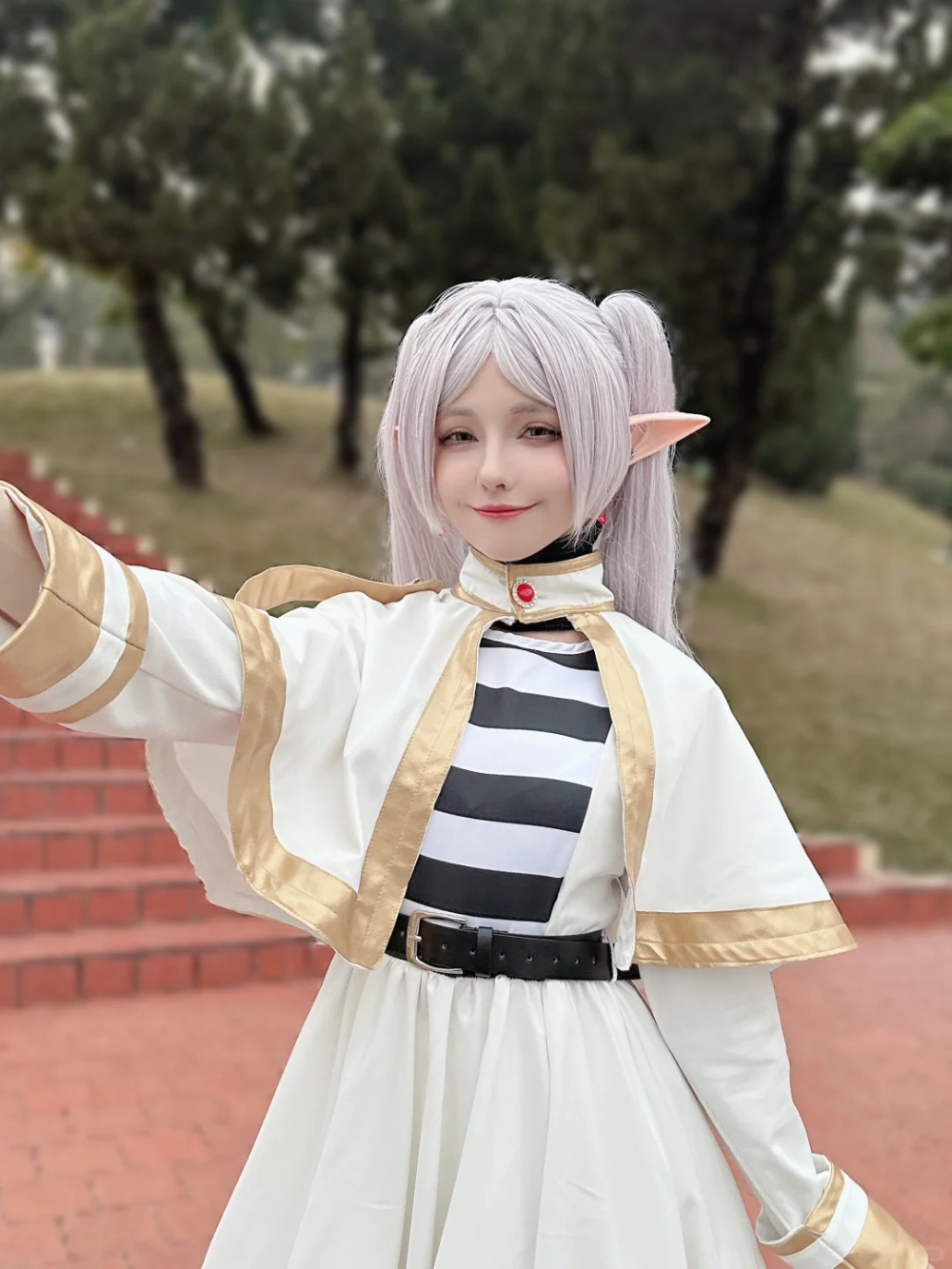 hình sousou no frieren cosplay cute 