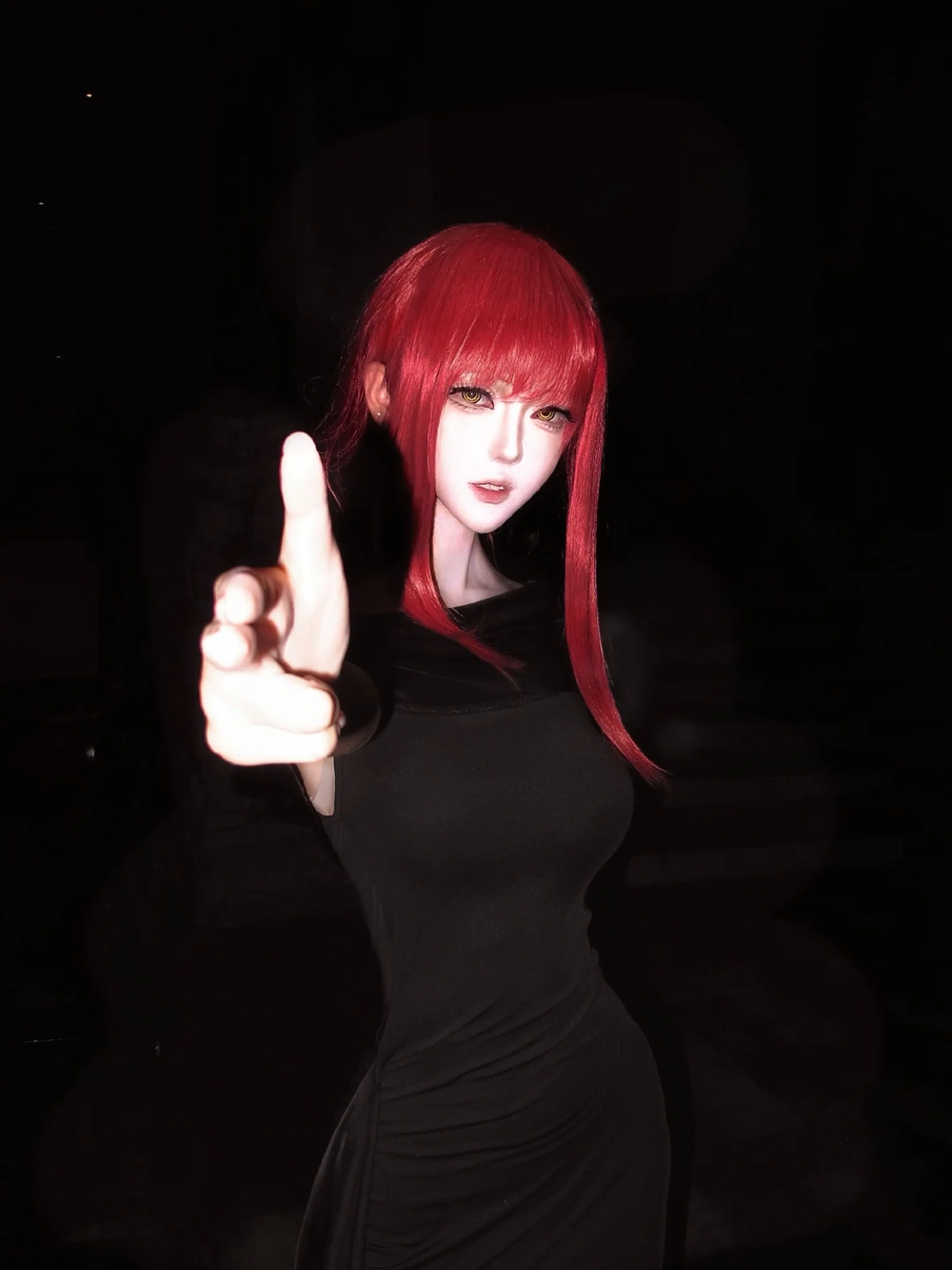 hình cosplay makima chân thực