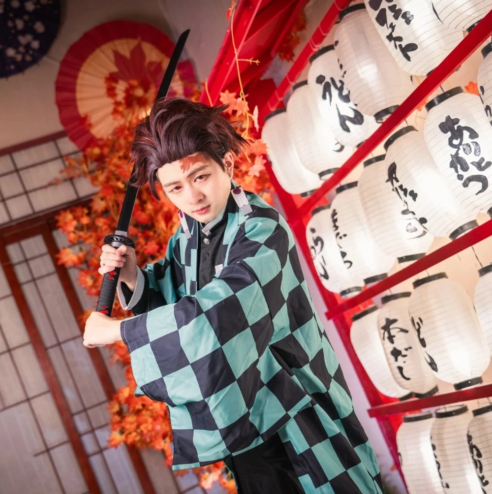 tanjiro cosplay mang haori caro xanh 