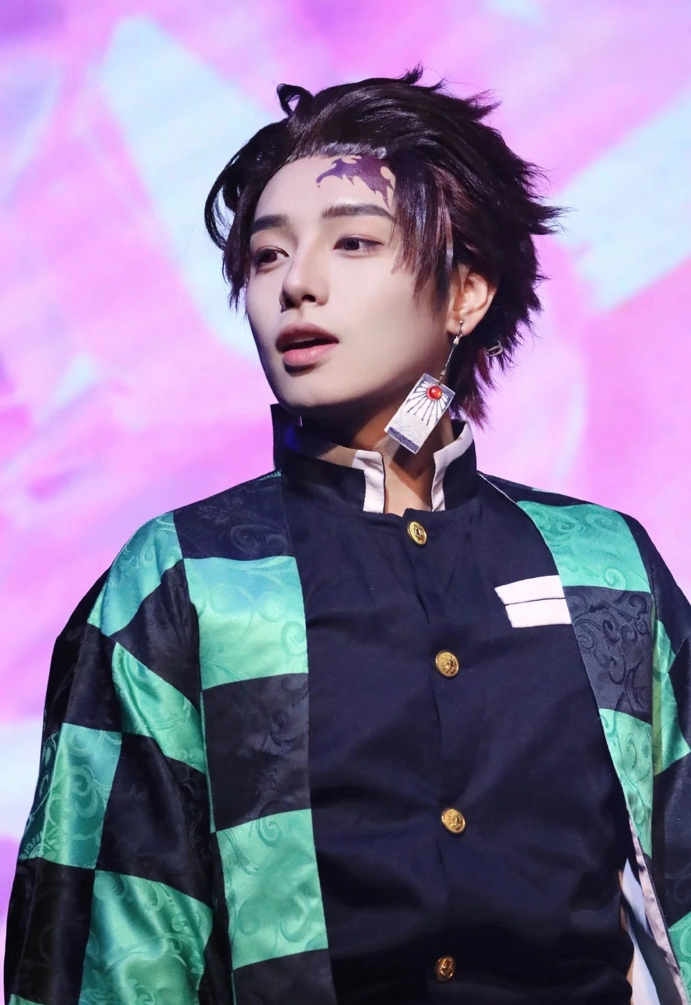 tanjiro cosplay cực dễ thương đáng yêu 