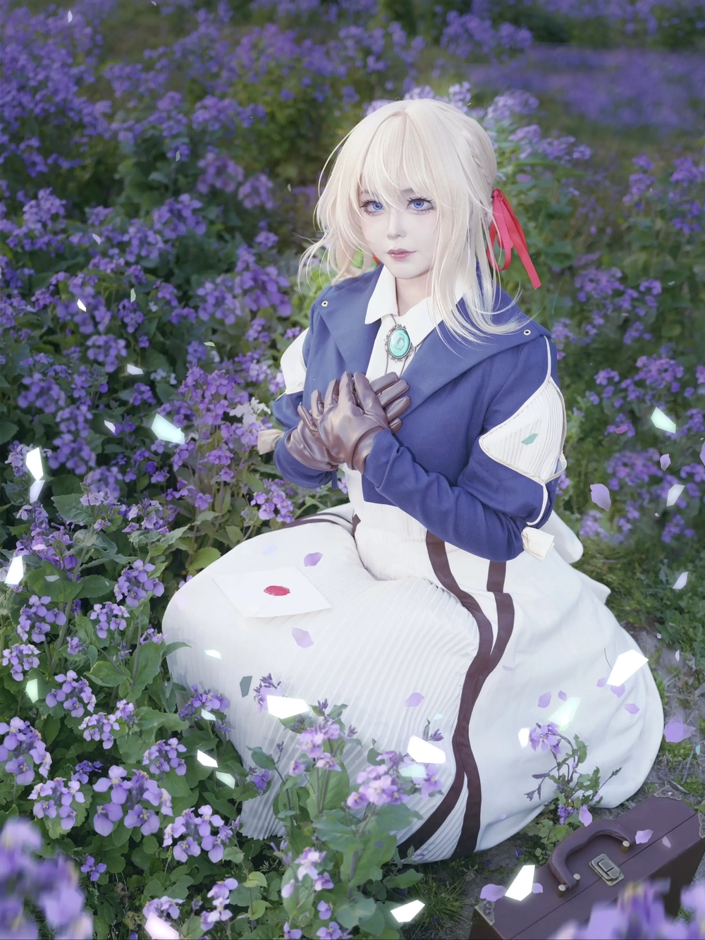 ảnh violet evergarden phiên bản cosplay