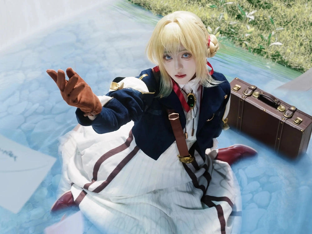 ảnh violet evergarden cosplay váy xanh