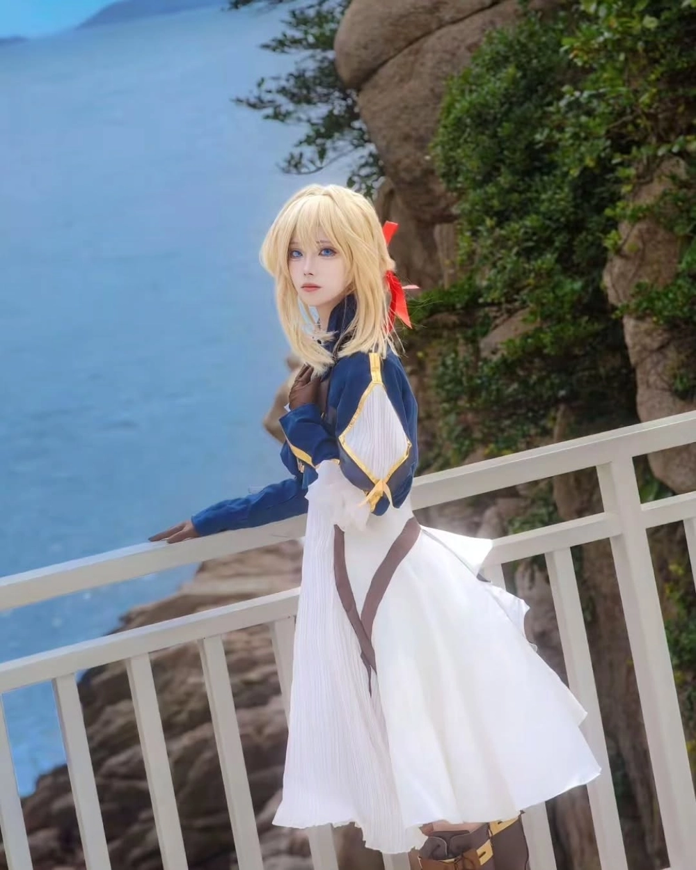 hình violet evergarden cosplay biểu cảm dịu dàng