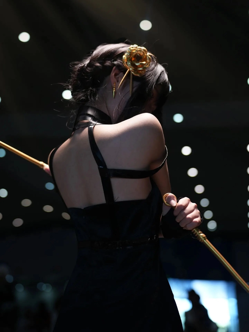 ảnh yor forger spy x family cosplay