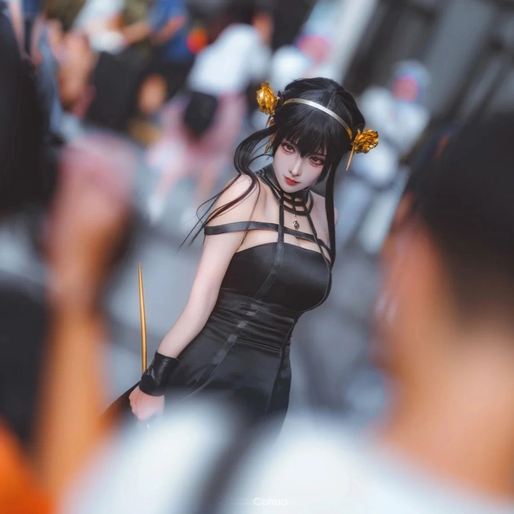 cosplay yor forger phong cách sexy