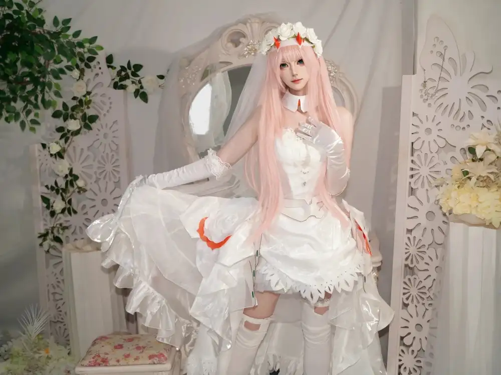 zero two cosplay 14