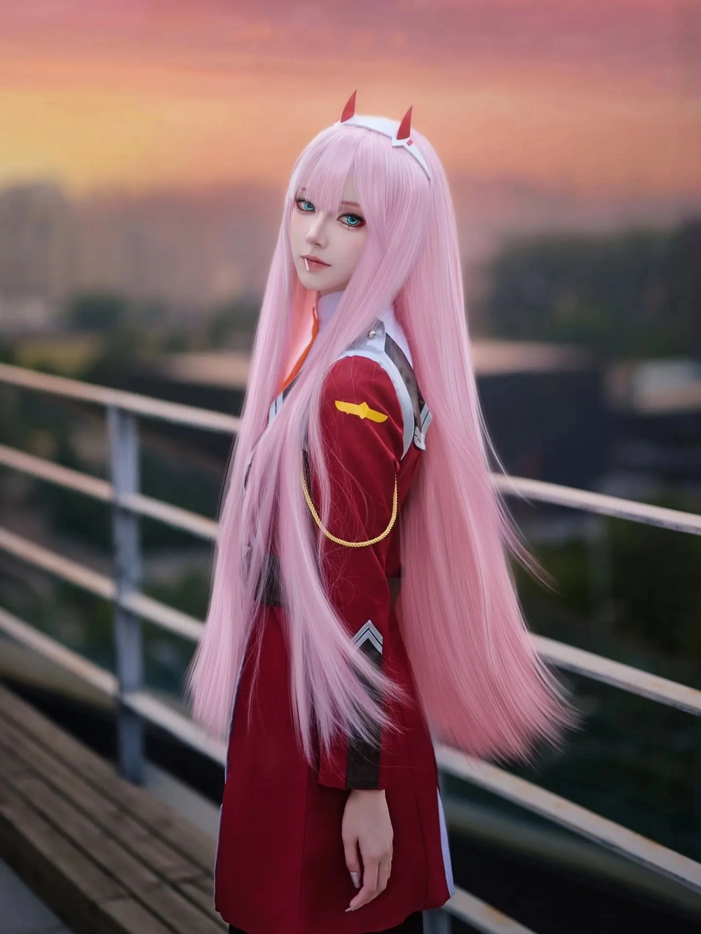 hình zero two cosplay đáng yêu