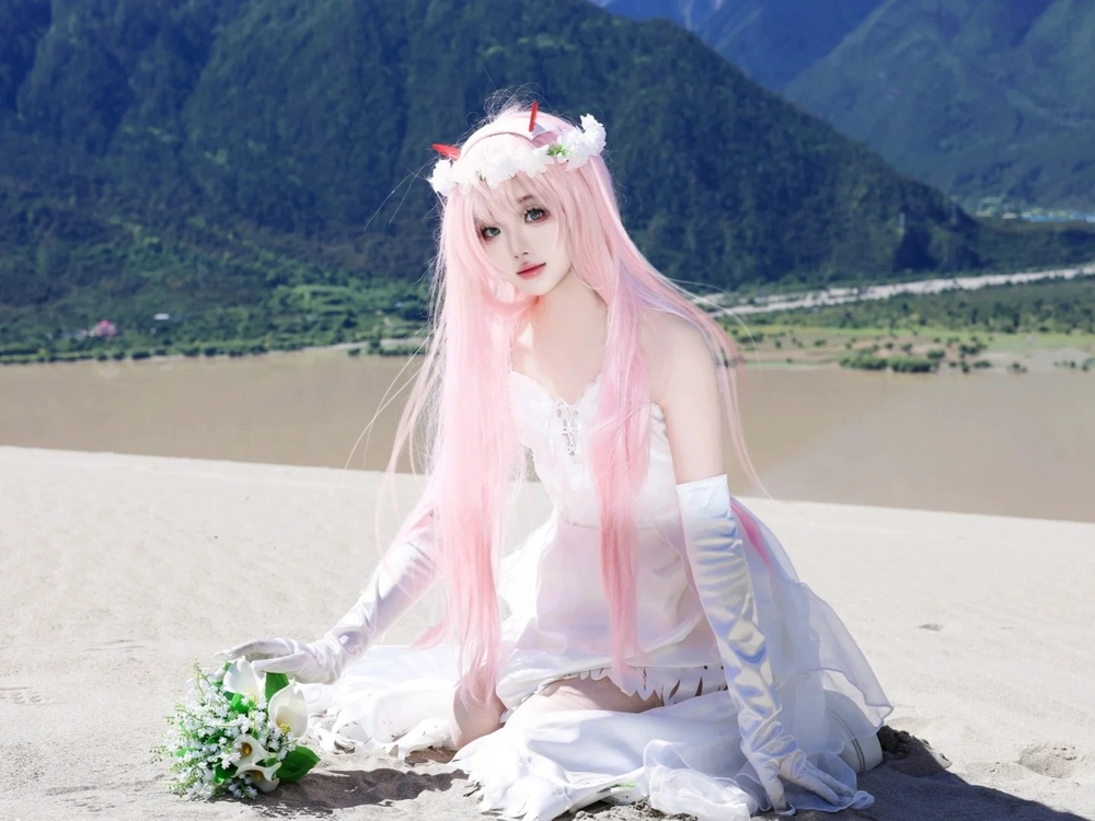cosplay zero two phiên bản nữ sinh
