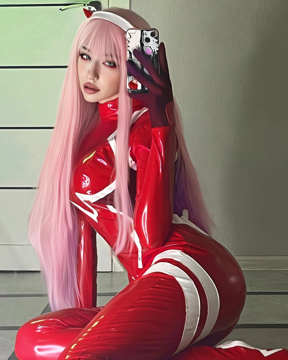 zero two cosplay đẹp lung linh