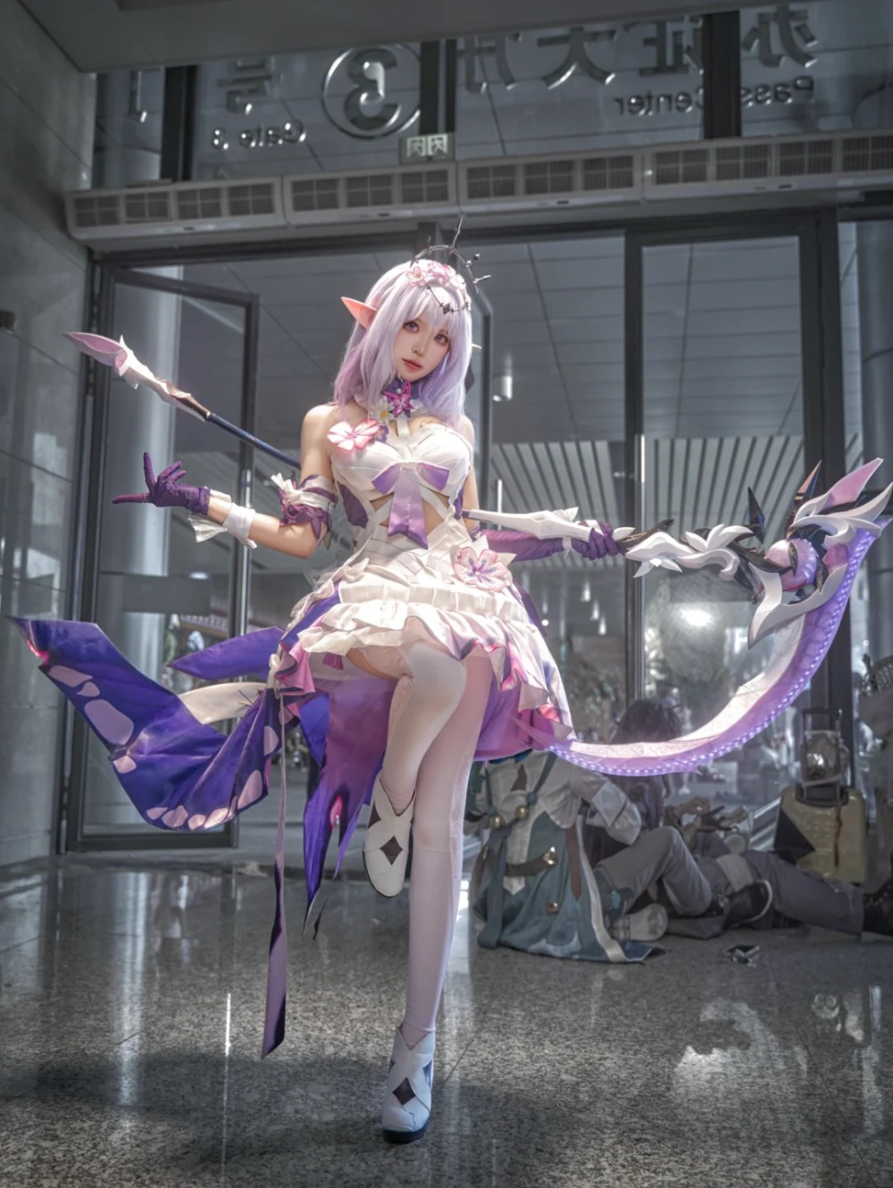 ảnh cosplay castorice phong cách