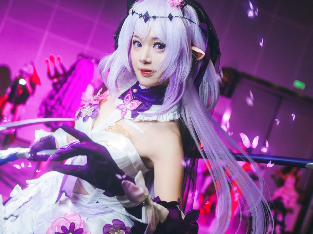 cosplay castorice nữ thần hệ lượng tử