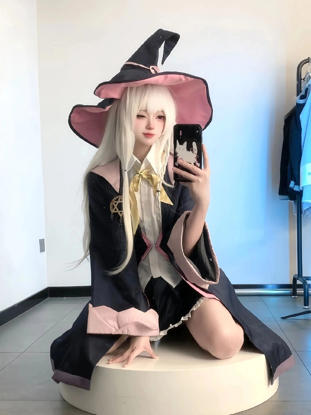 Elaina cosplay anime