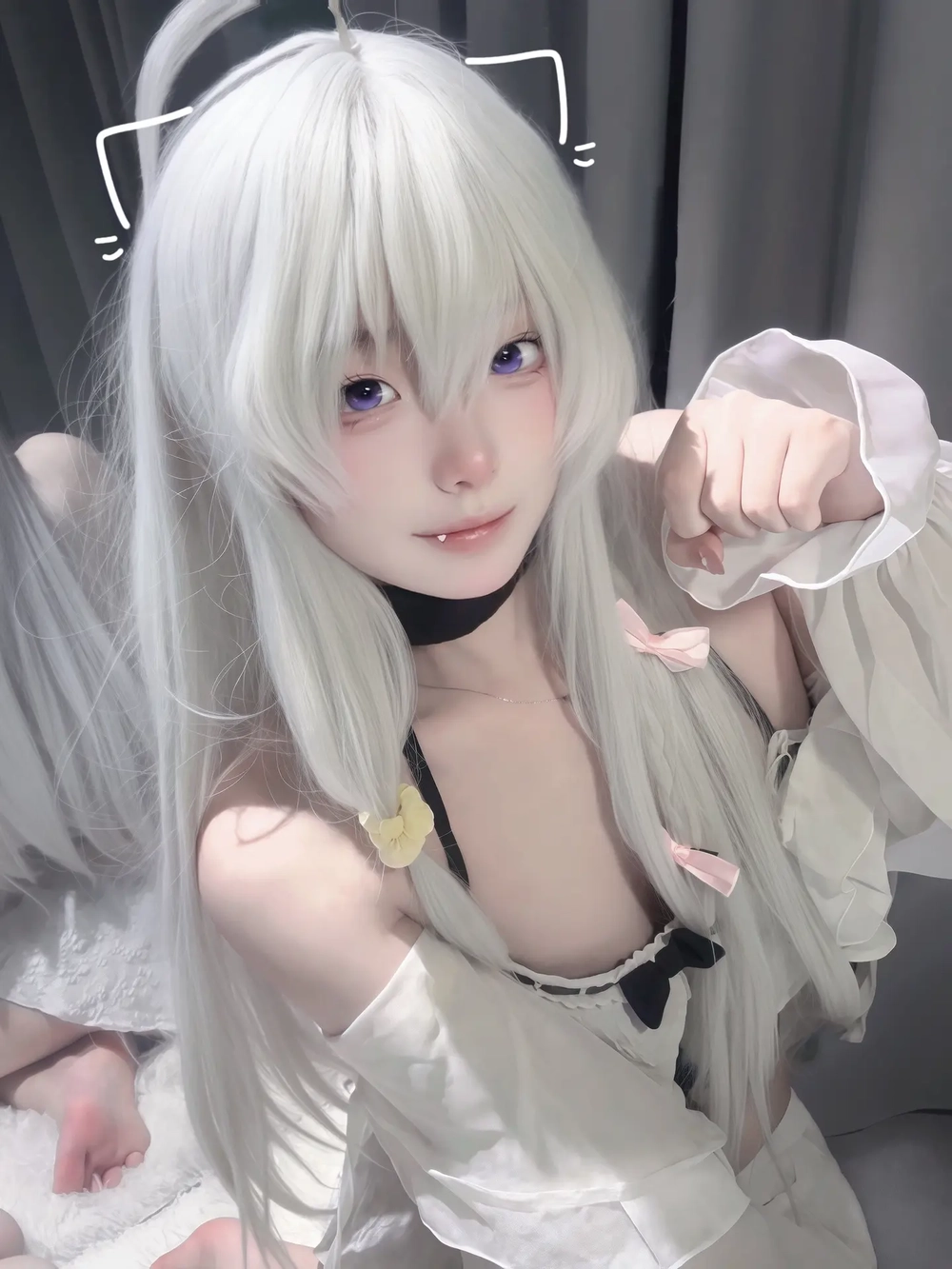 Hình cosplay Elaina nhân vật anime