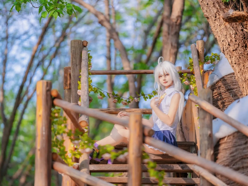 Cosplay Elaina nhân vật anime nổi tiếng