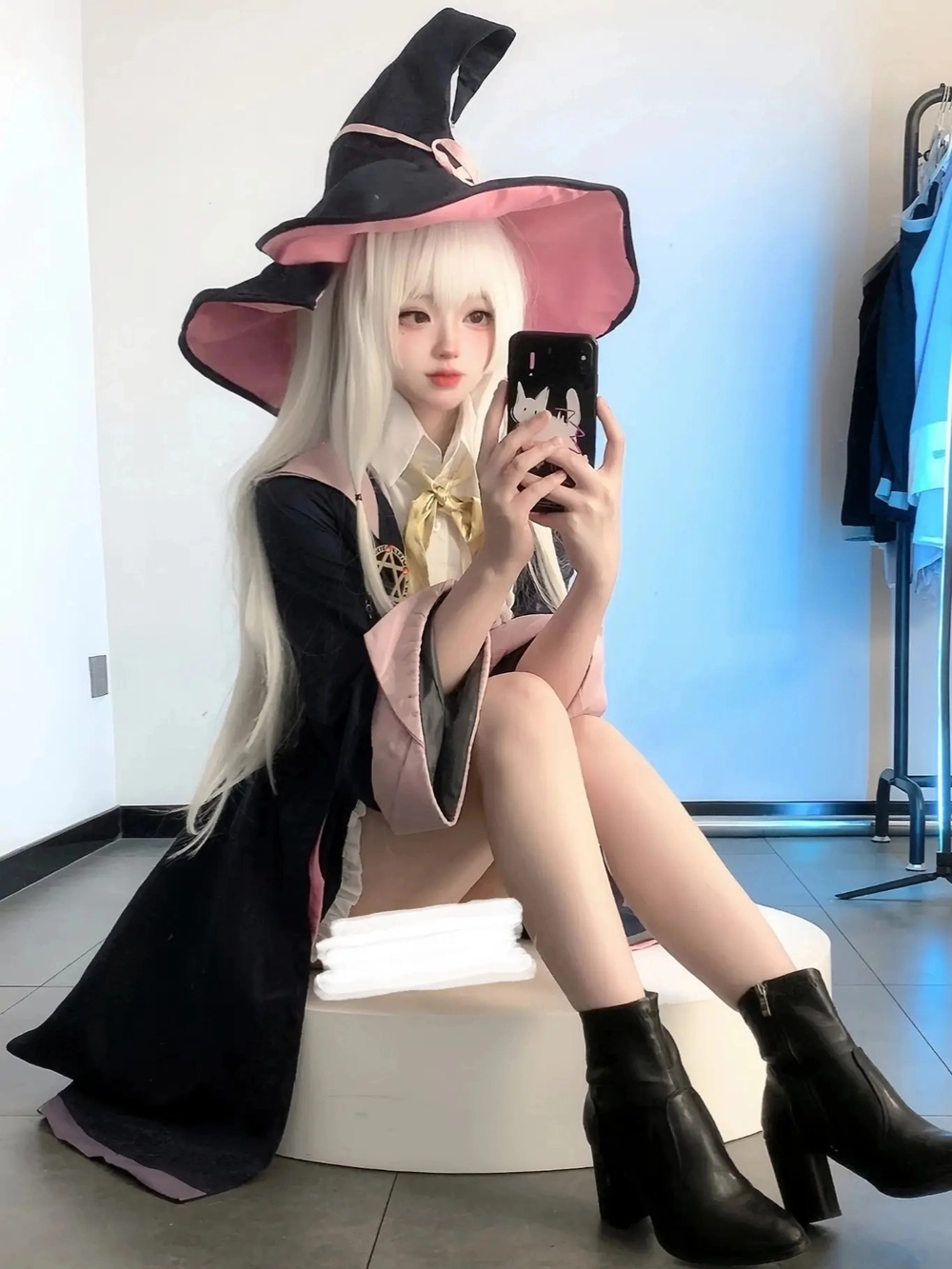 Cosplay nhân vật Elaina