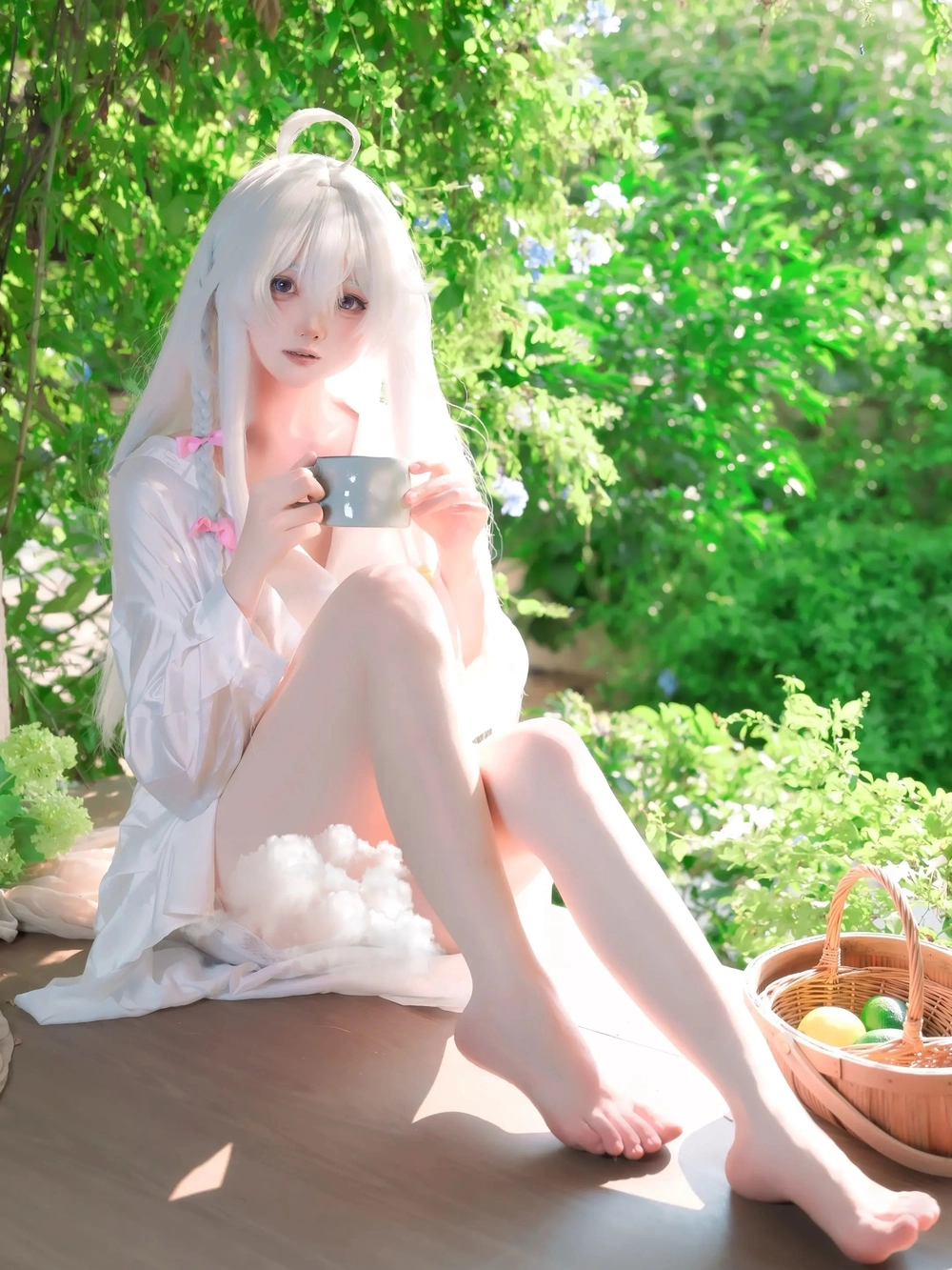 Hình Elaina cosplay sáng tạo