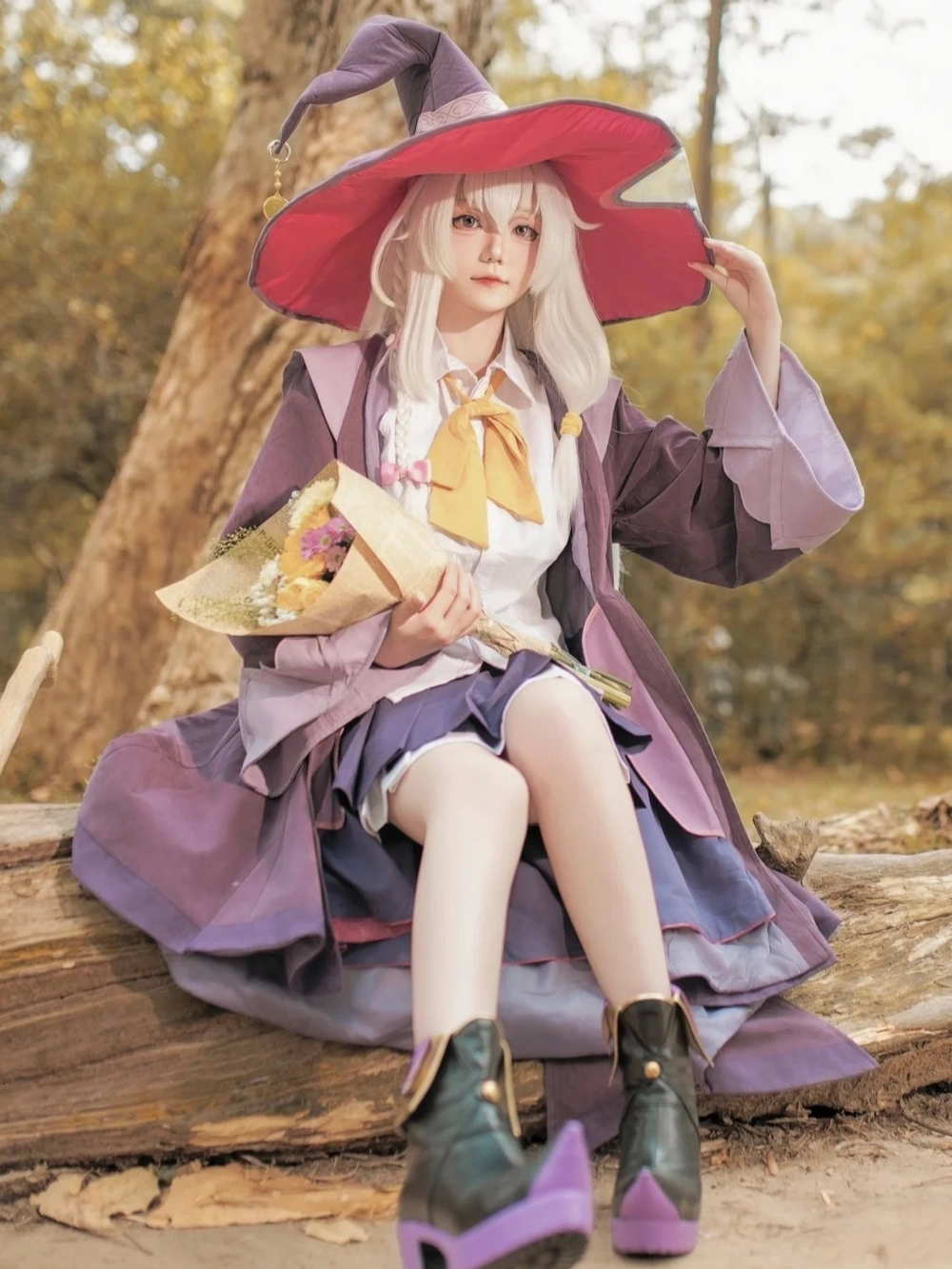 Ảnh Elaina với trang phục cosplay