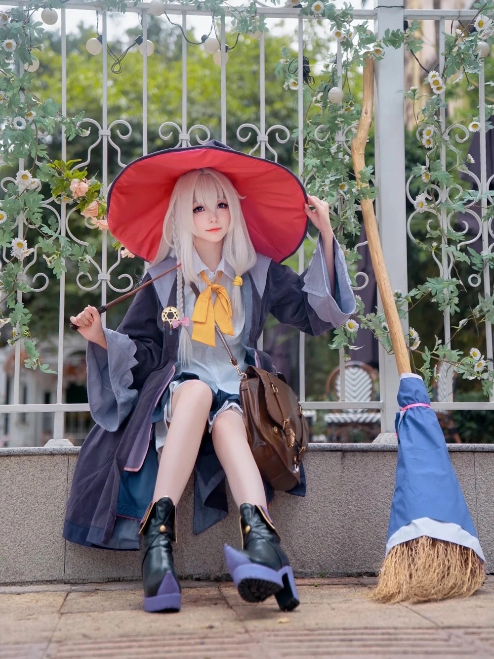 Ảnh phong cách Elaina hóa thân