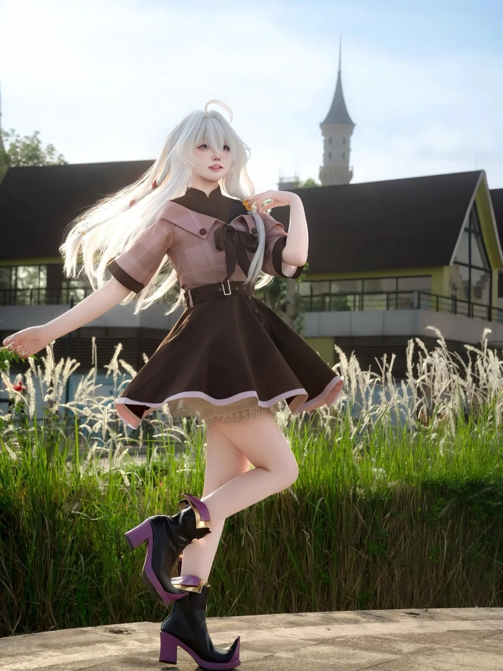 Ảnh elaina cosplay phong cách cổ điển