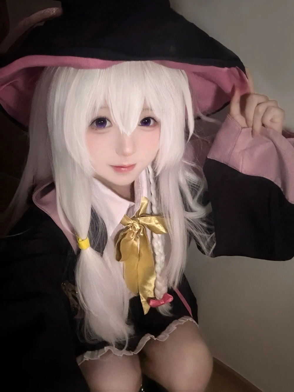 Hình cosplay Elaina anime