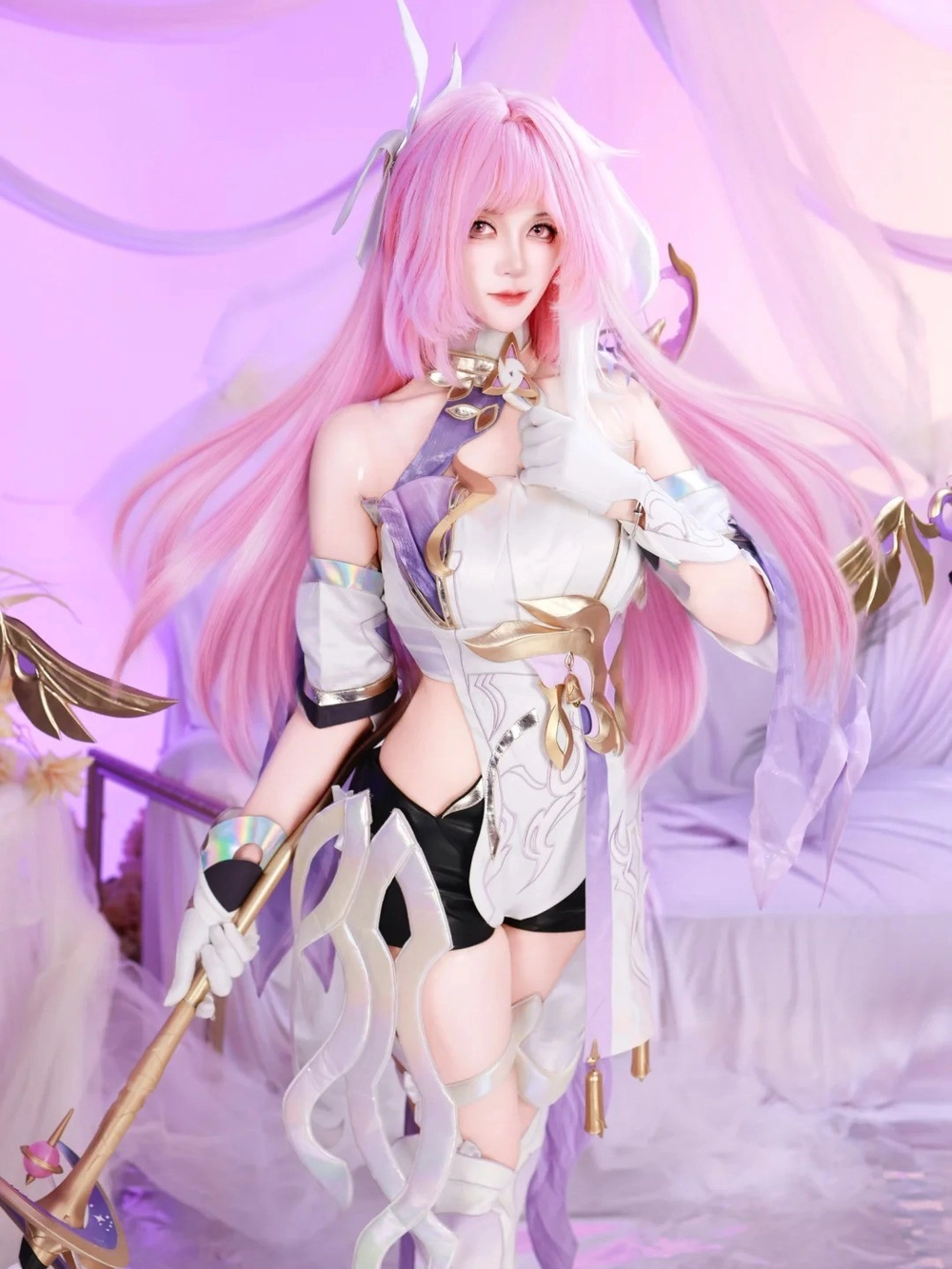 elysia anime hóa thân dễ thương