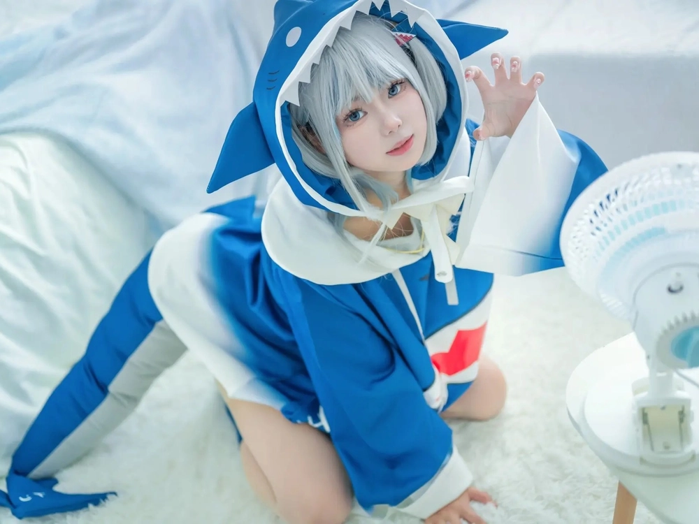 Hình cosplay anime Gura