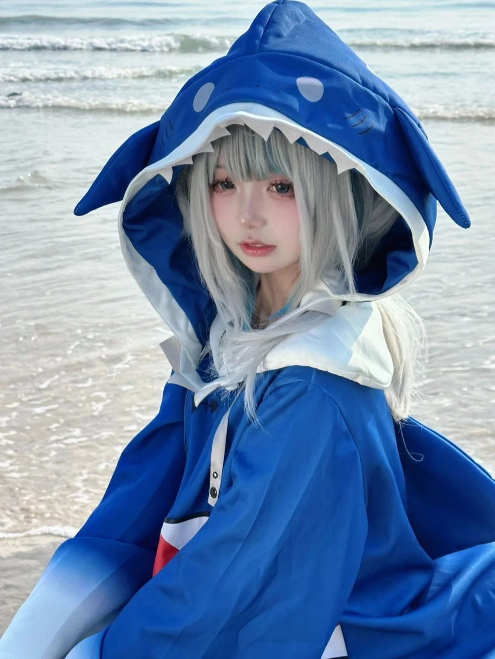 Cosplay Gawr Gura phong cách biển cả