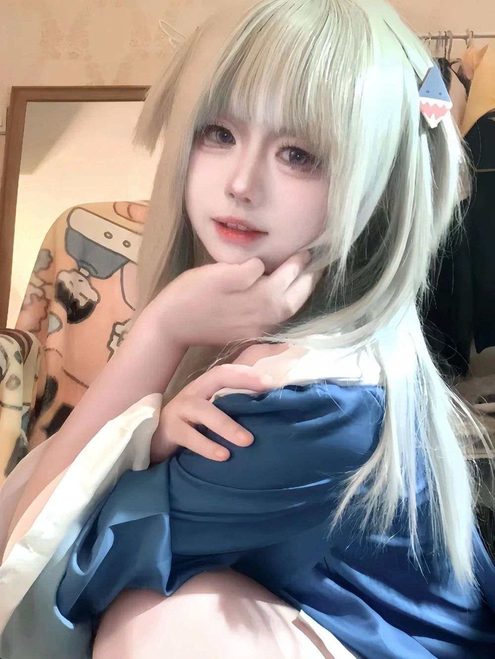 Hình Gawr Gura cosplay xinh