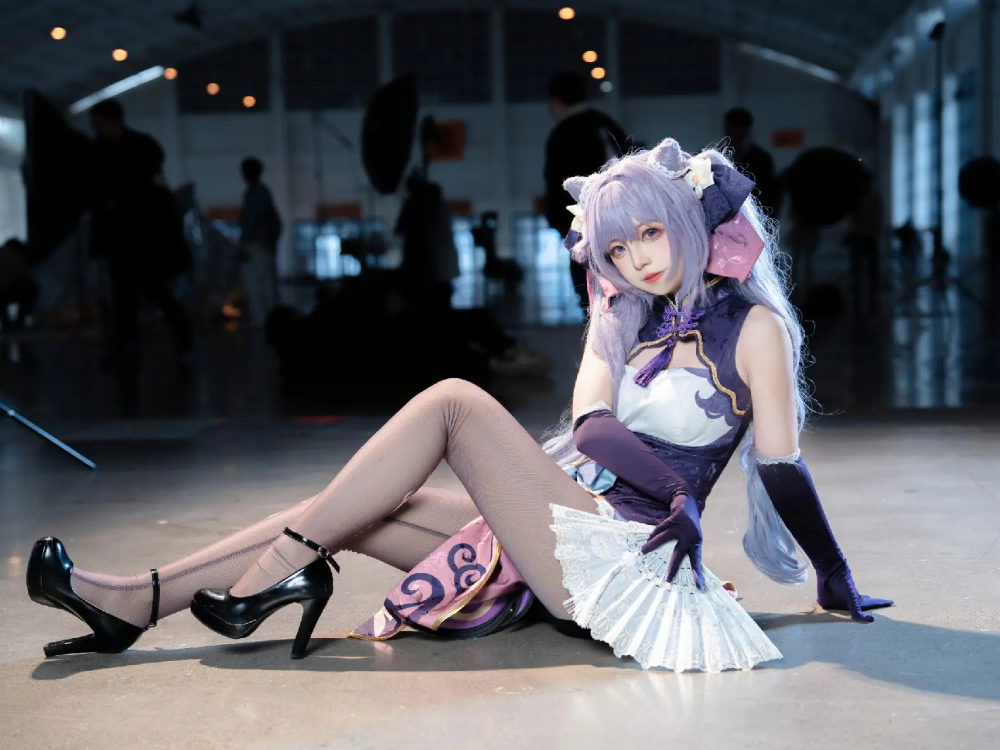 ảnh chụp cận cảnh keqing cosplay
