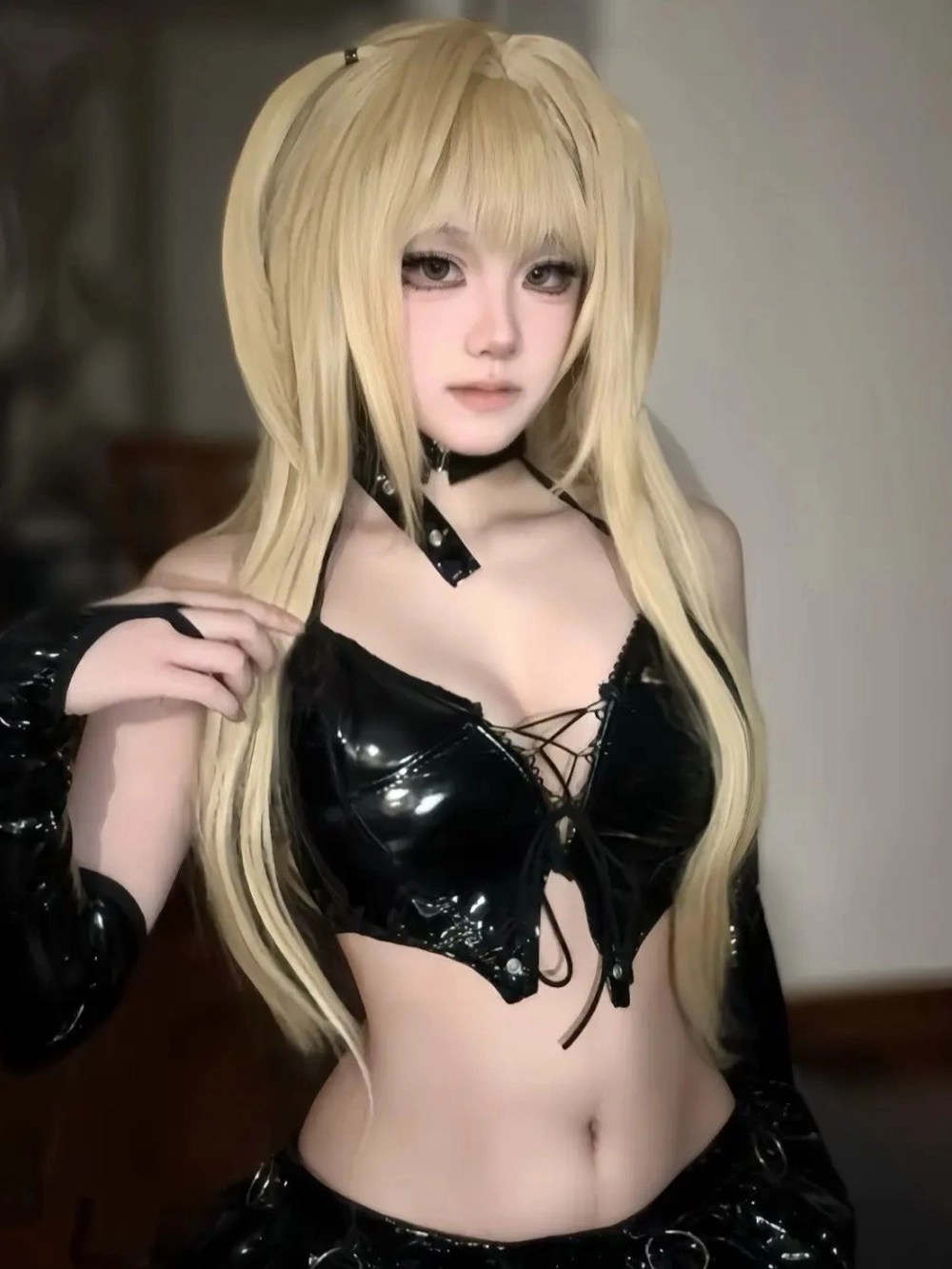 hình ảnh misa cosplay theo phong cách riêng