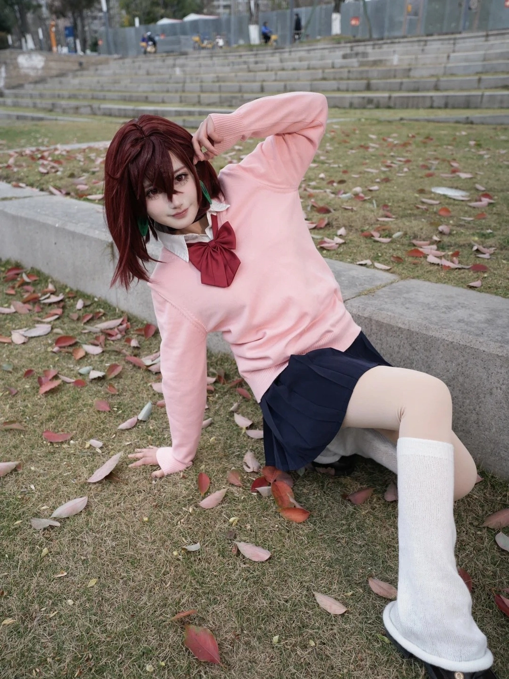 Momo Ayase cosplay kiểu anime