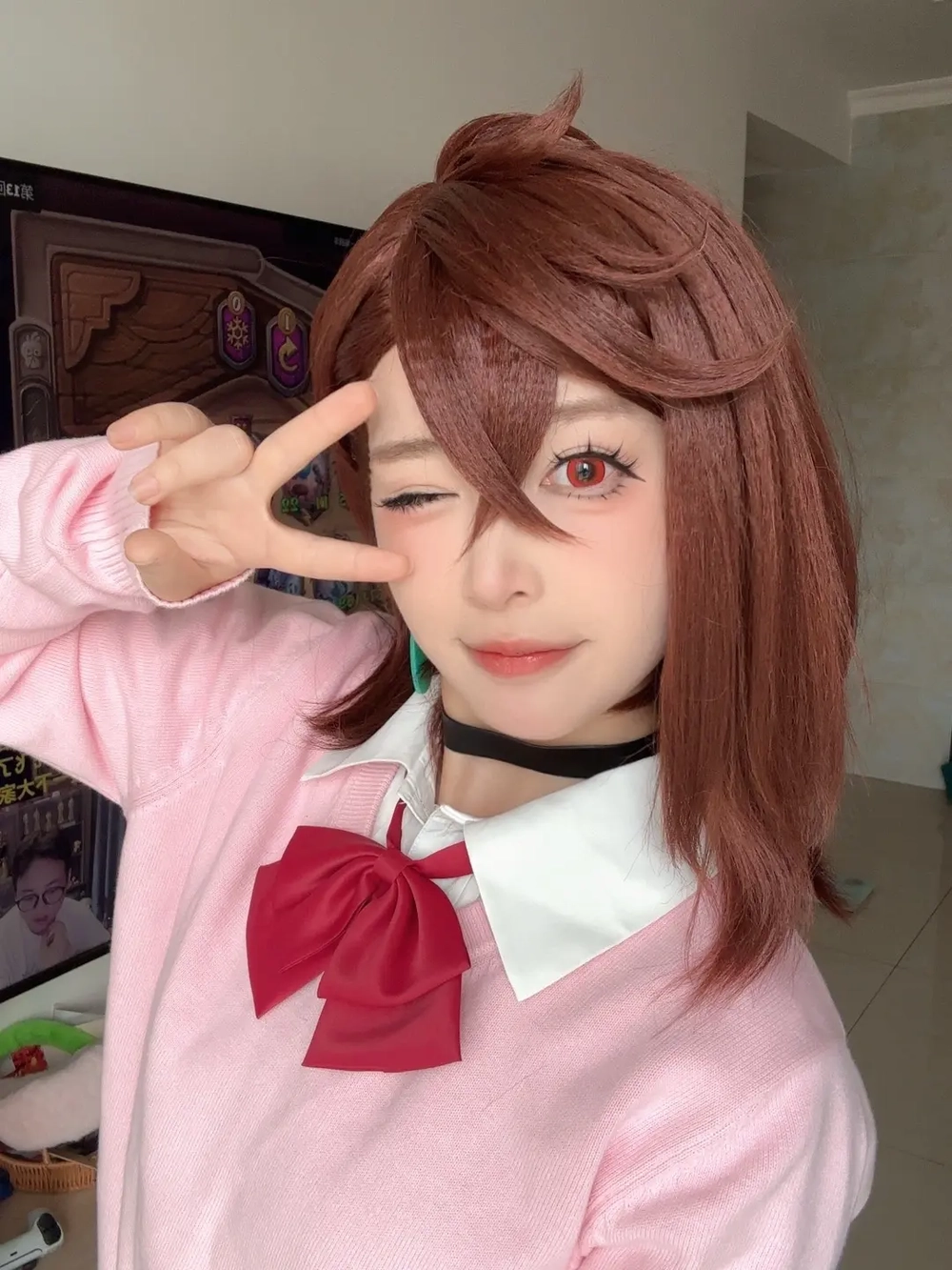 Cosplay nhân vật nữ Momo Ayase anime