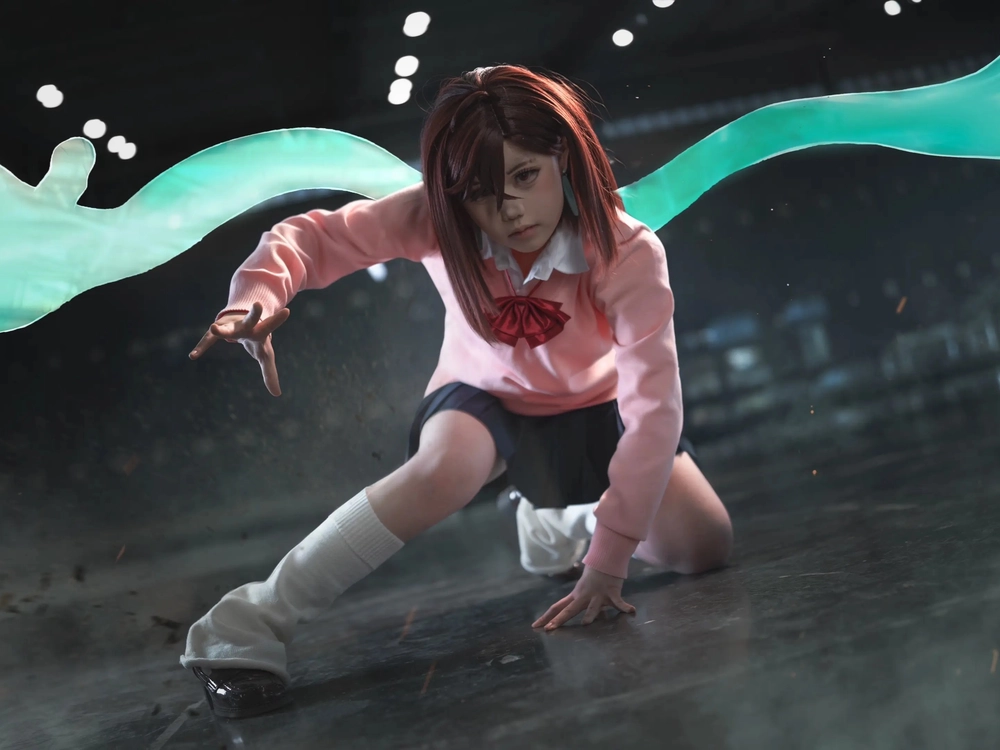 Hình Momo Ayase cosplay đẹp