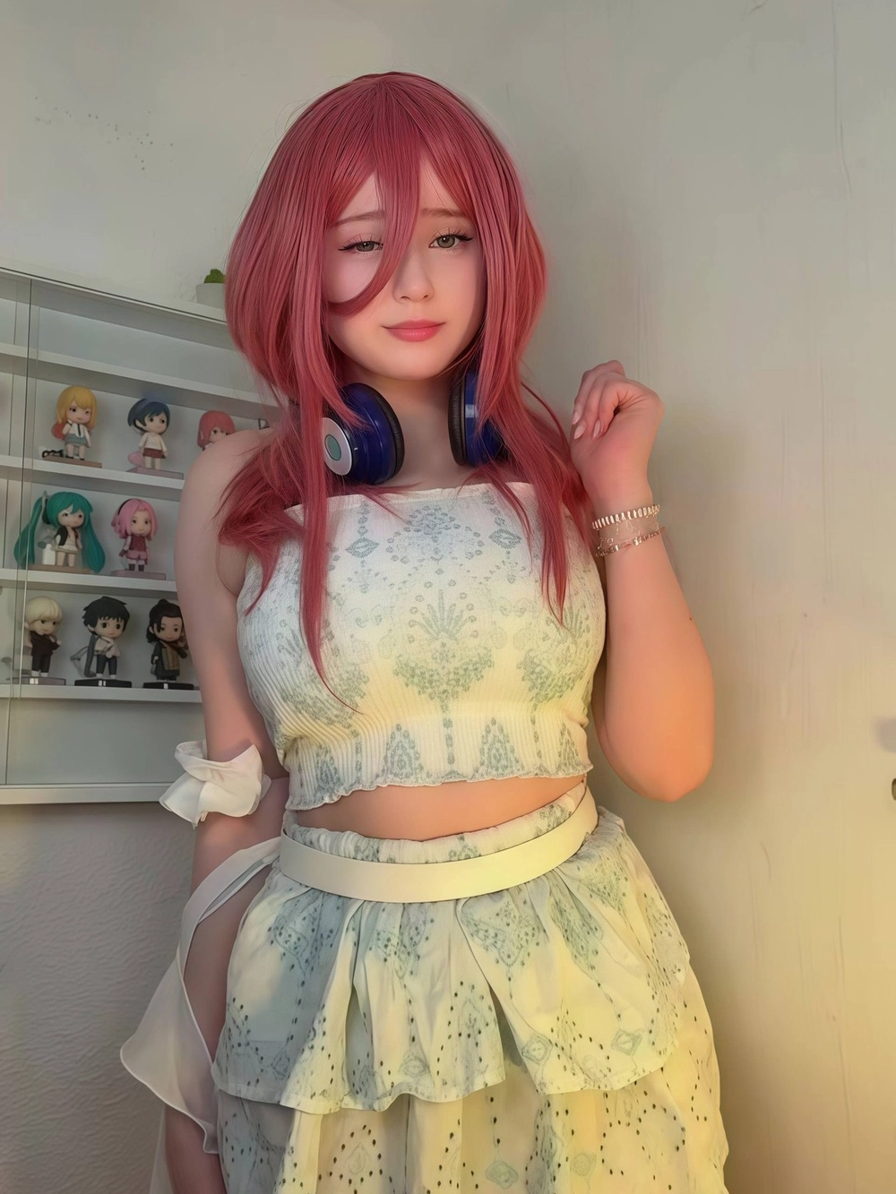 nakano miku cosplay