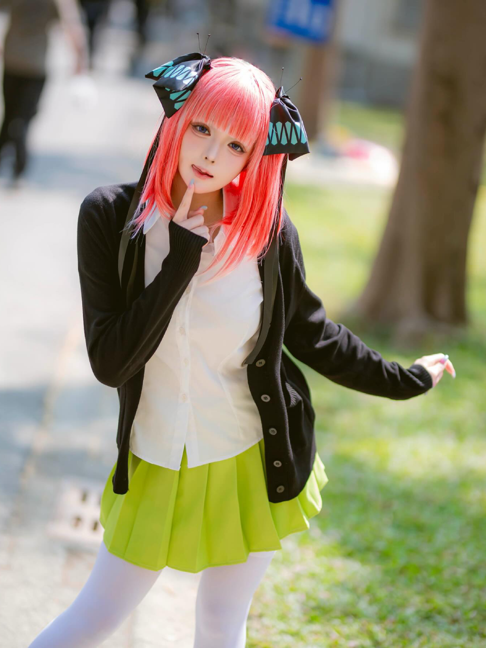 cosplay Nakano Nino trong The Quintessential Quintuplets