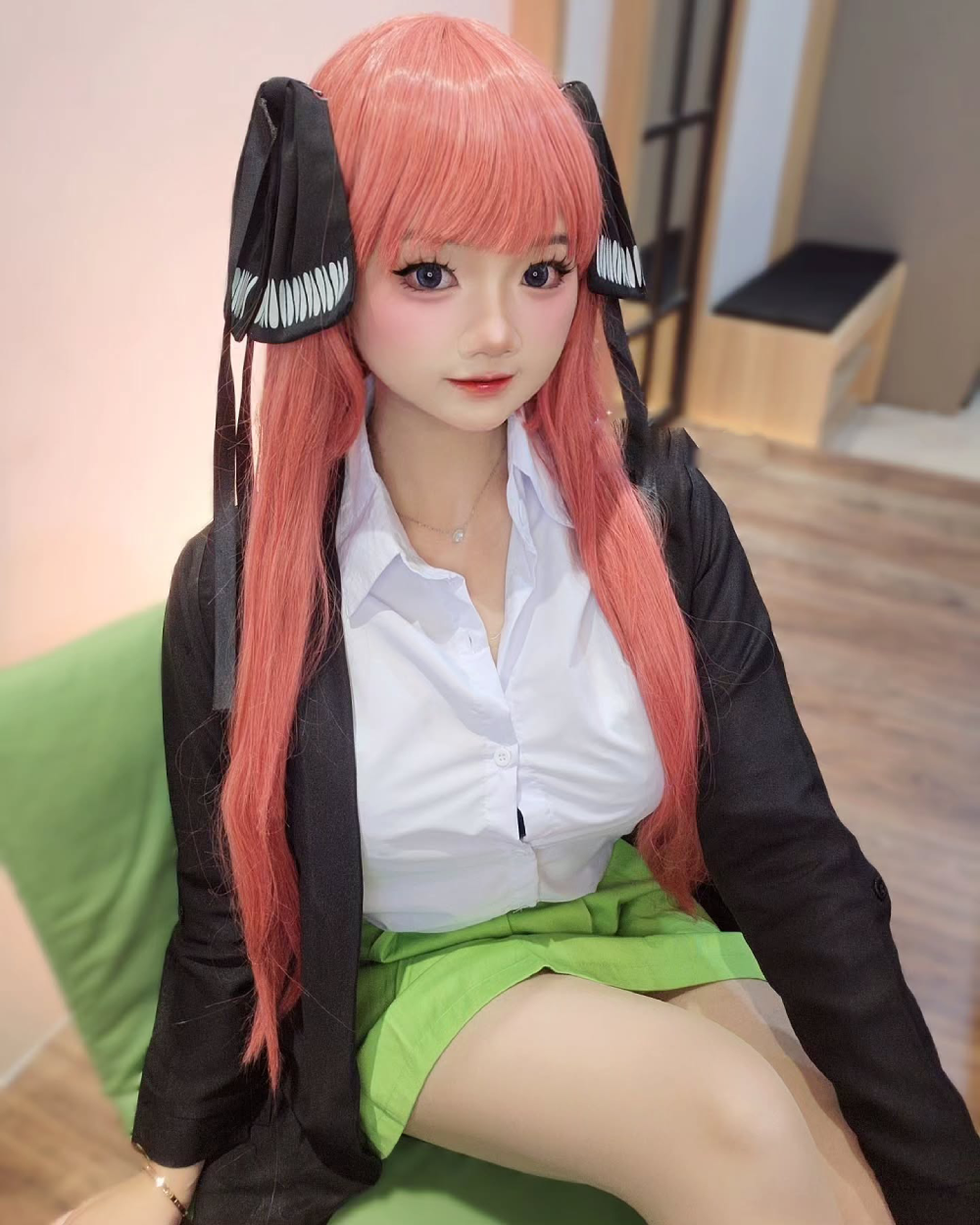 ảnh Nakano Nino cosplay quyến rũ