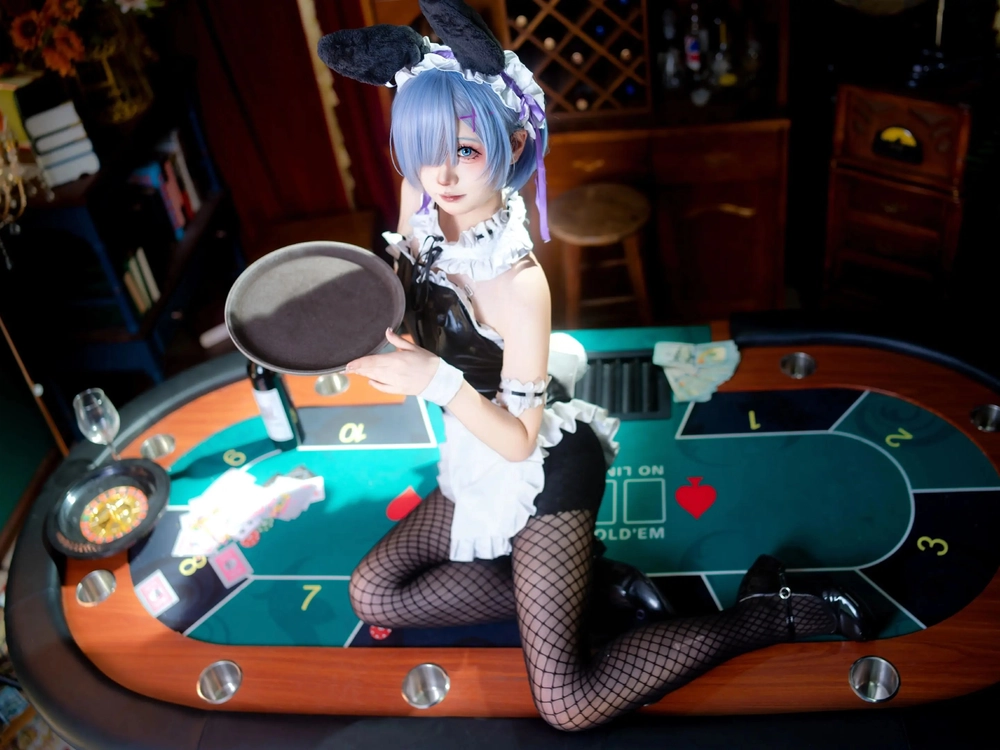 Hình hóa trang Rem nhân vật nổi tiếng