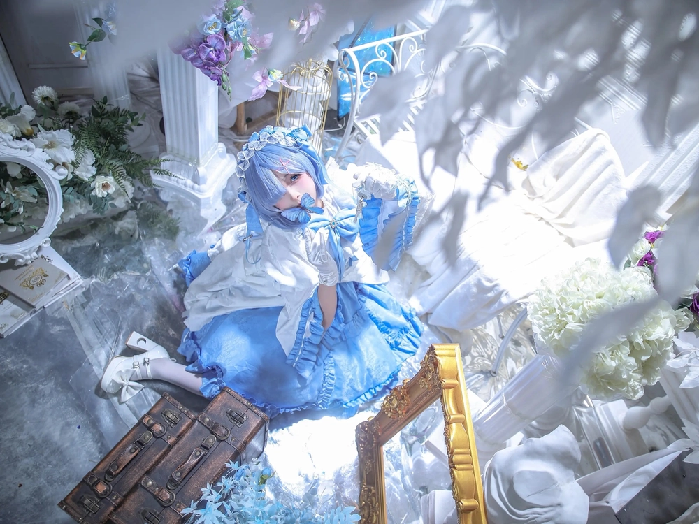 Ảnh cosplay Rem cực kỳ chân thực