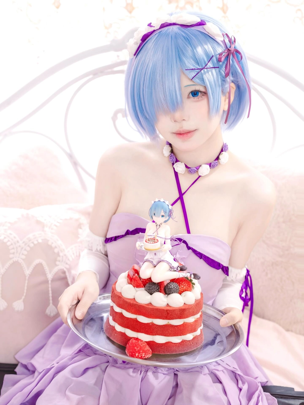 Ảnh cosplay Rem phong cách điện ảnh