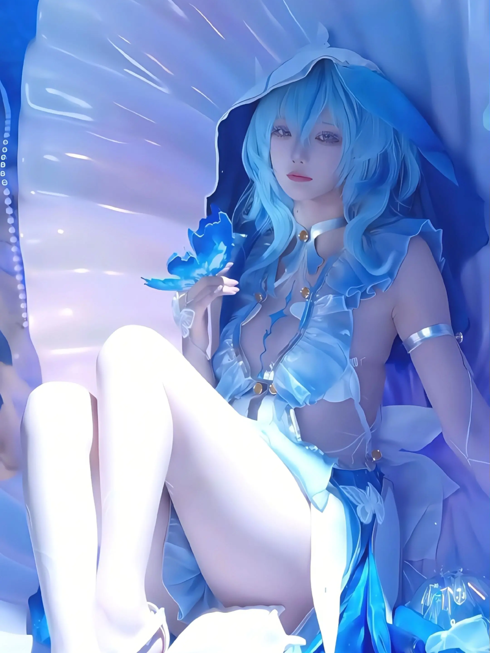 ảnh cosplay Shorekeeper đẹp lung linh