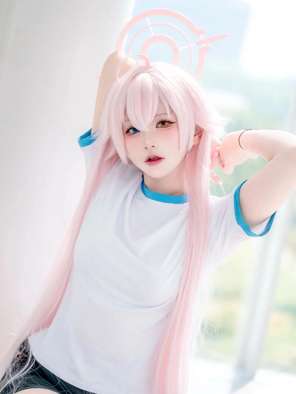 Hoshino cosplay Blue Archive
