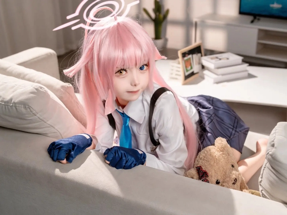Hình cosplay Hoshino anime