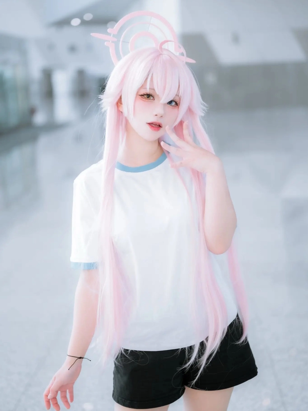 Hình cosplay Blue Archive Takanashi