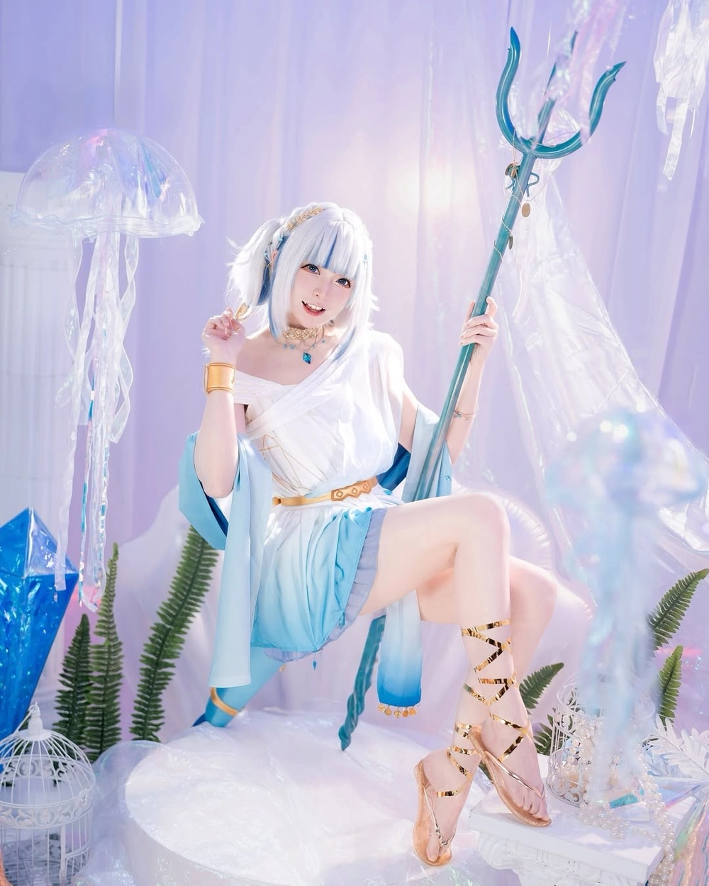 yaoyaoqwq gawr gura cosplay 11