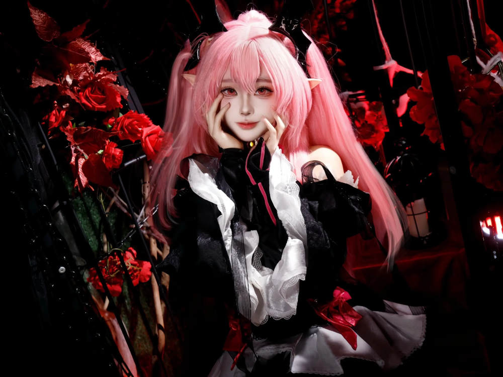 Krul Tepes cosplay dễ thương đáng yêu