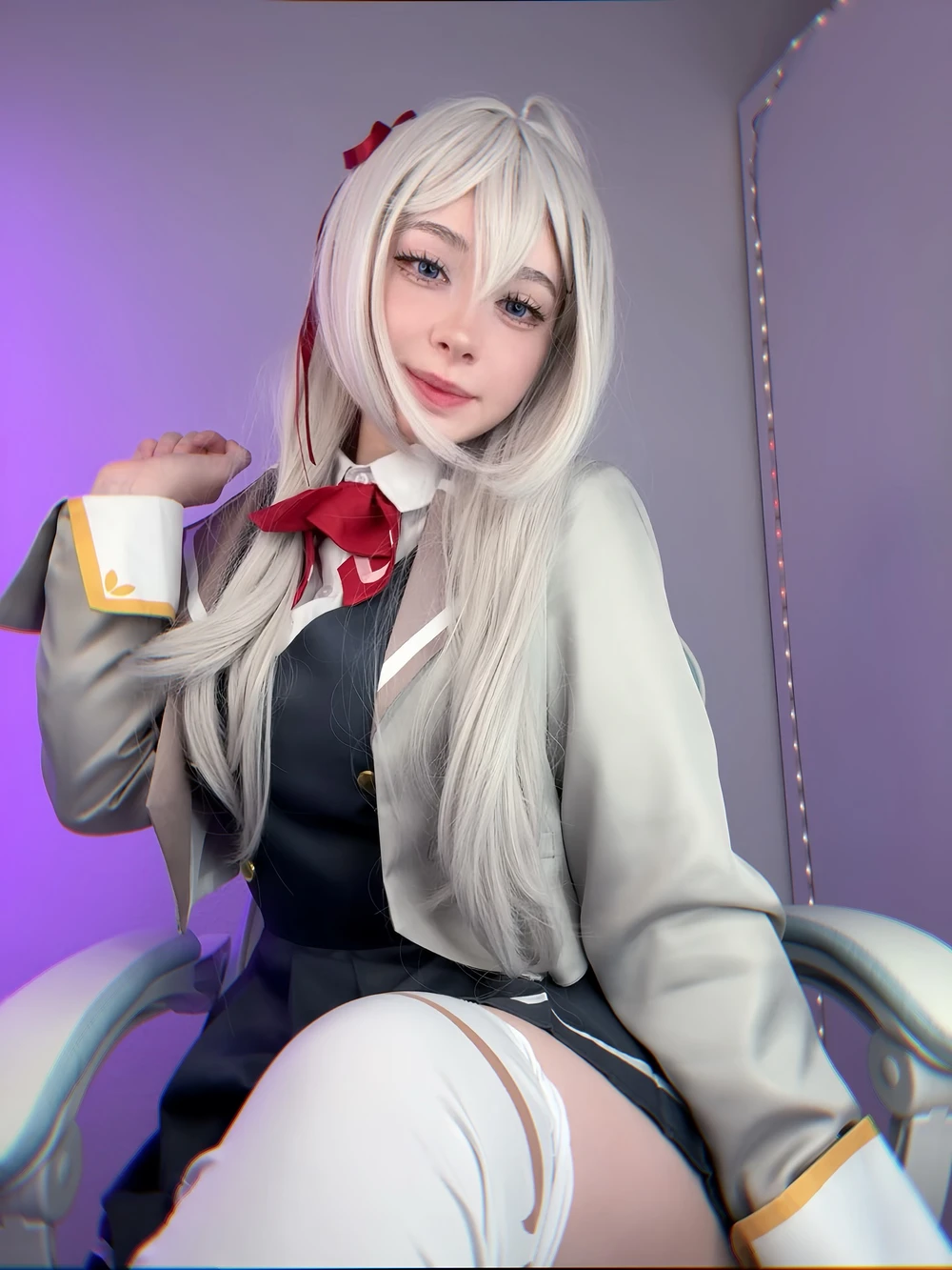 ảnh cosplay arya bàn bên 10