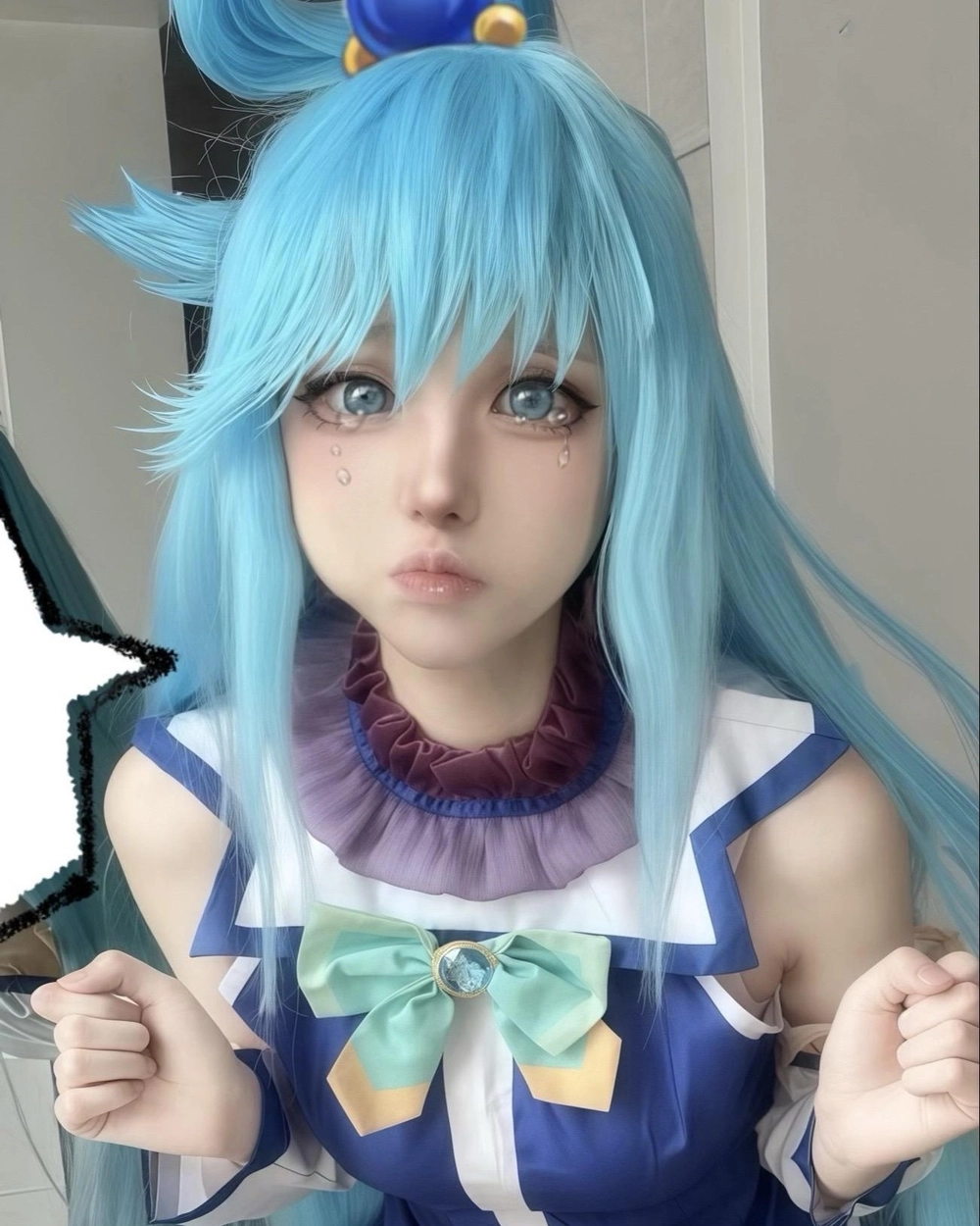 konosuba aqua cosplay nghệ thuật