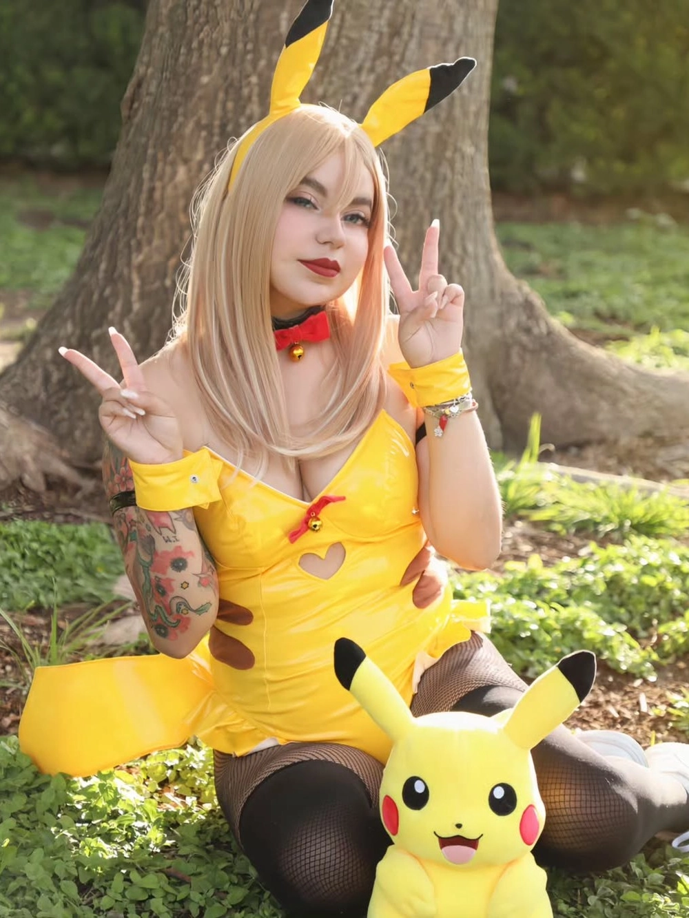 cosplay pikachu nguyên bản