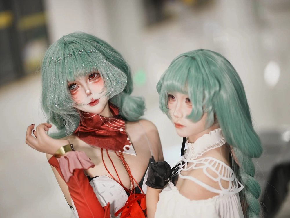 ảnh phrolova tạo dáng