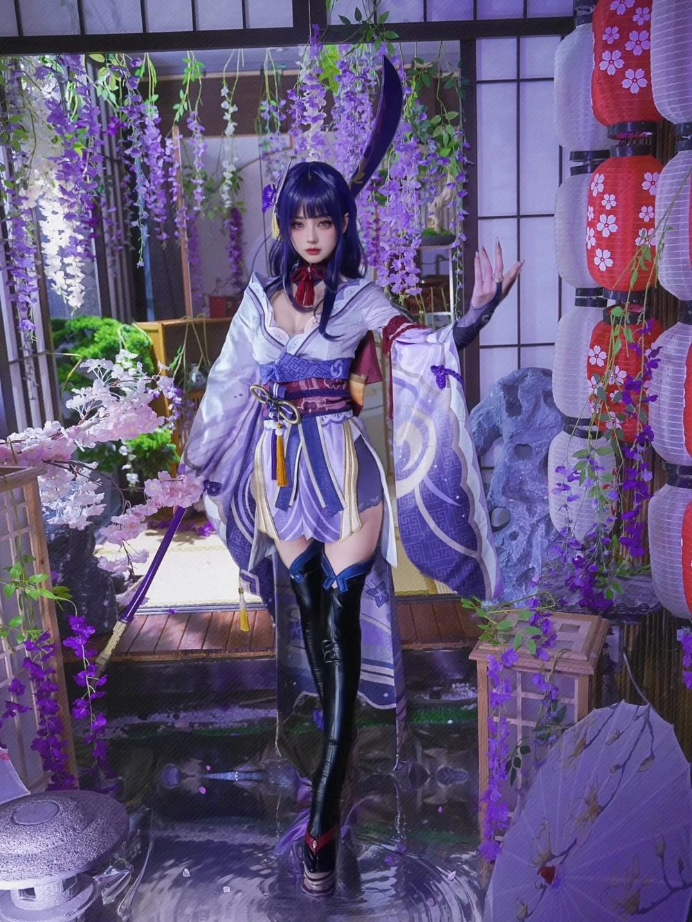 raiden shogun cosplay ngoài đời thực